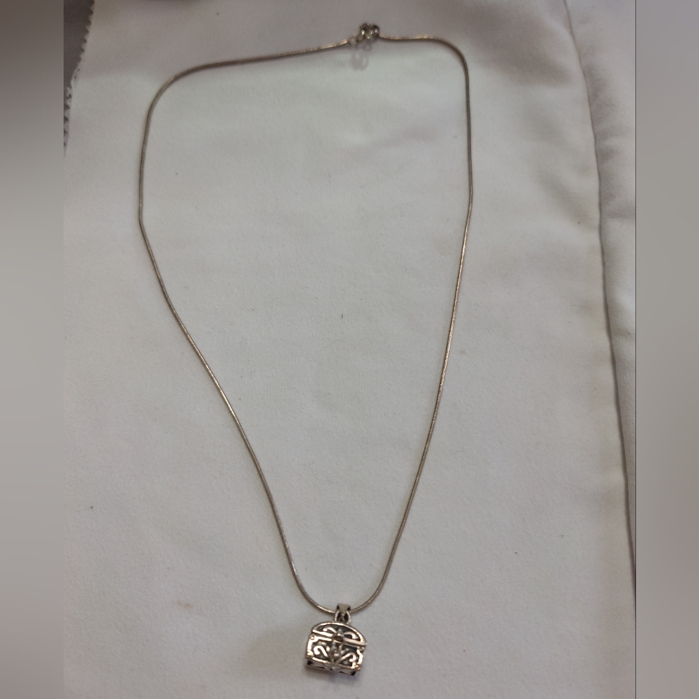 925 Silver Prayer Box Pendant And Necklace